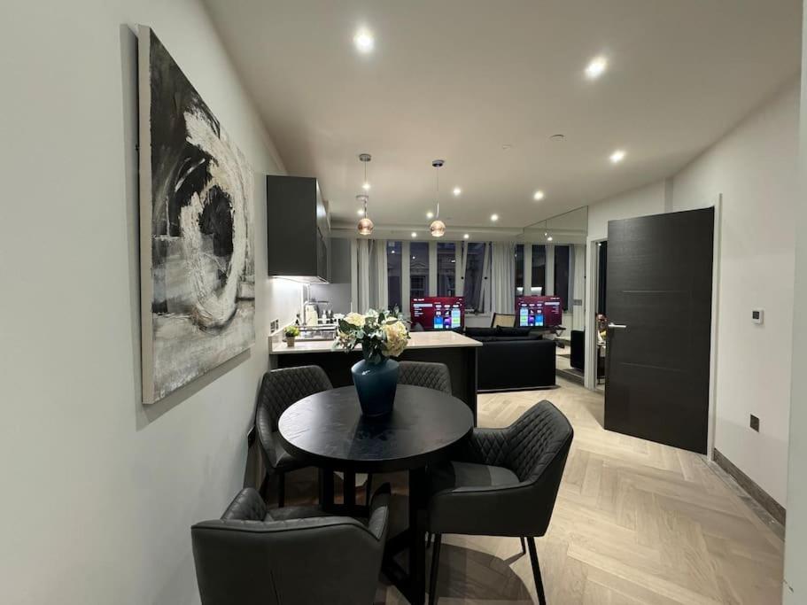 Reading's Lush Haven - 1br 1ba - Chrl F14