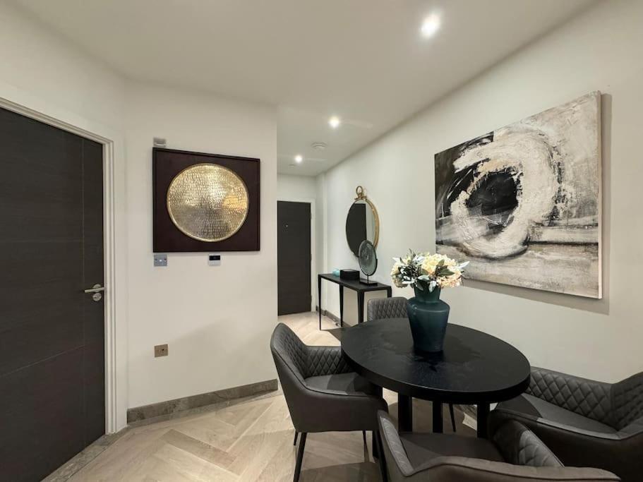 Reading's Lush Haven - 1br 1ba - Chrl F14 Apartment