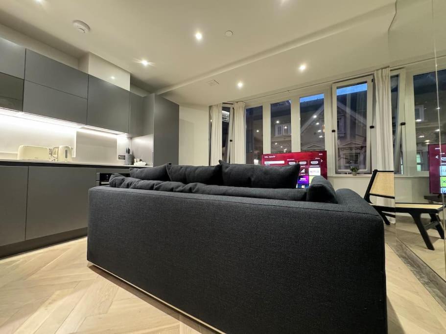Apartment Reading's Lush Haven - 1br 1ba - Chrl F14 Reading
