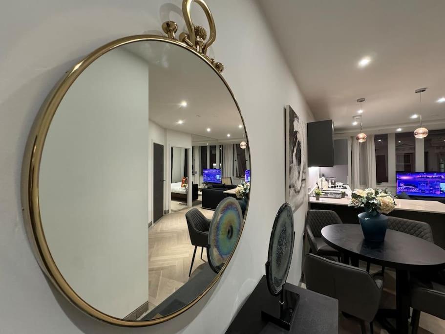 Reading's Lush Haven - 1br 1ba - Chrl F14 Reading